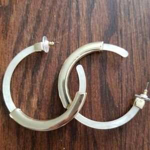 BaubleBar Resin Hoop Earing